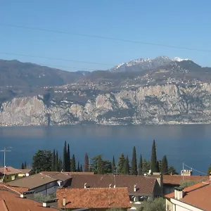 casa-bianca-malcesine.hotelinveneto.com/